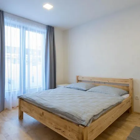 Apartment Family Arena *