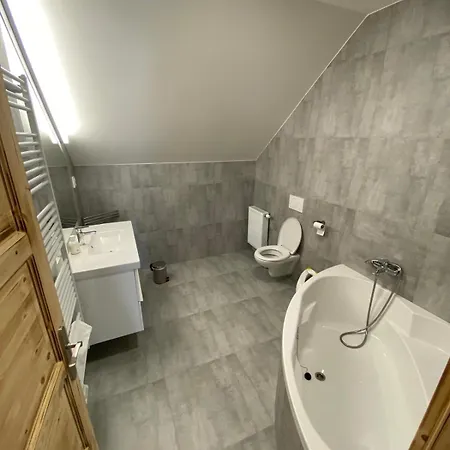 Family Arena Apartment *