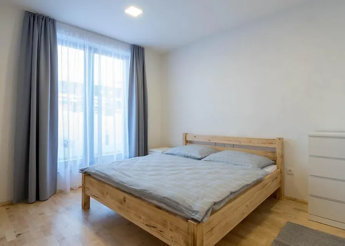 Apartment Family Arena *